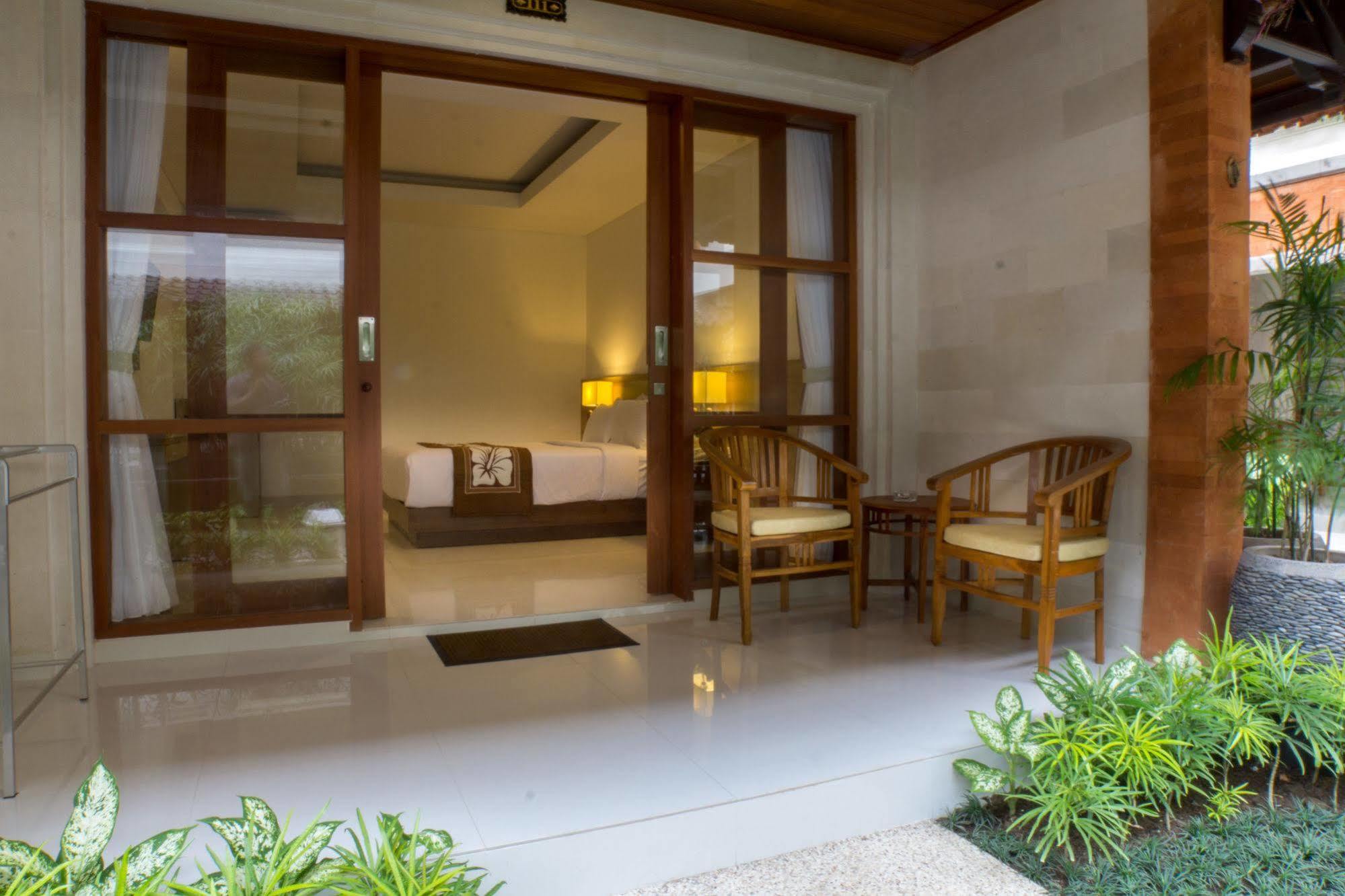 Bali Summer By Amerta Hotel 3*
